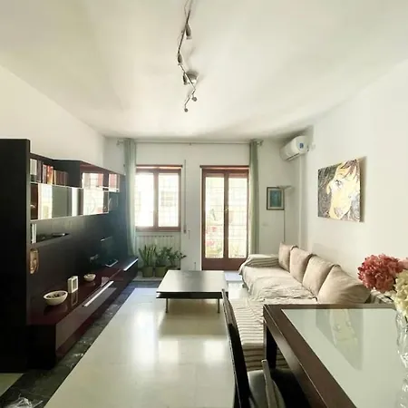 Jo' Gallery, 80 Mq Di Comfort דירה